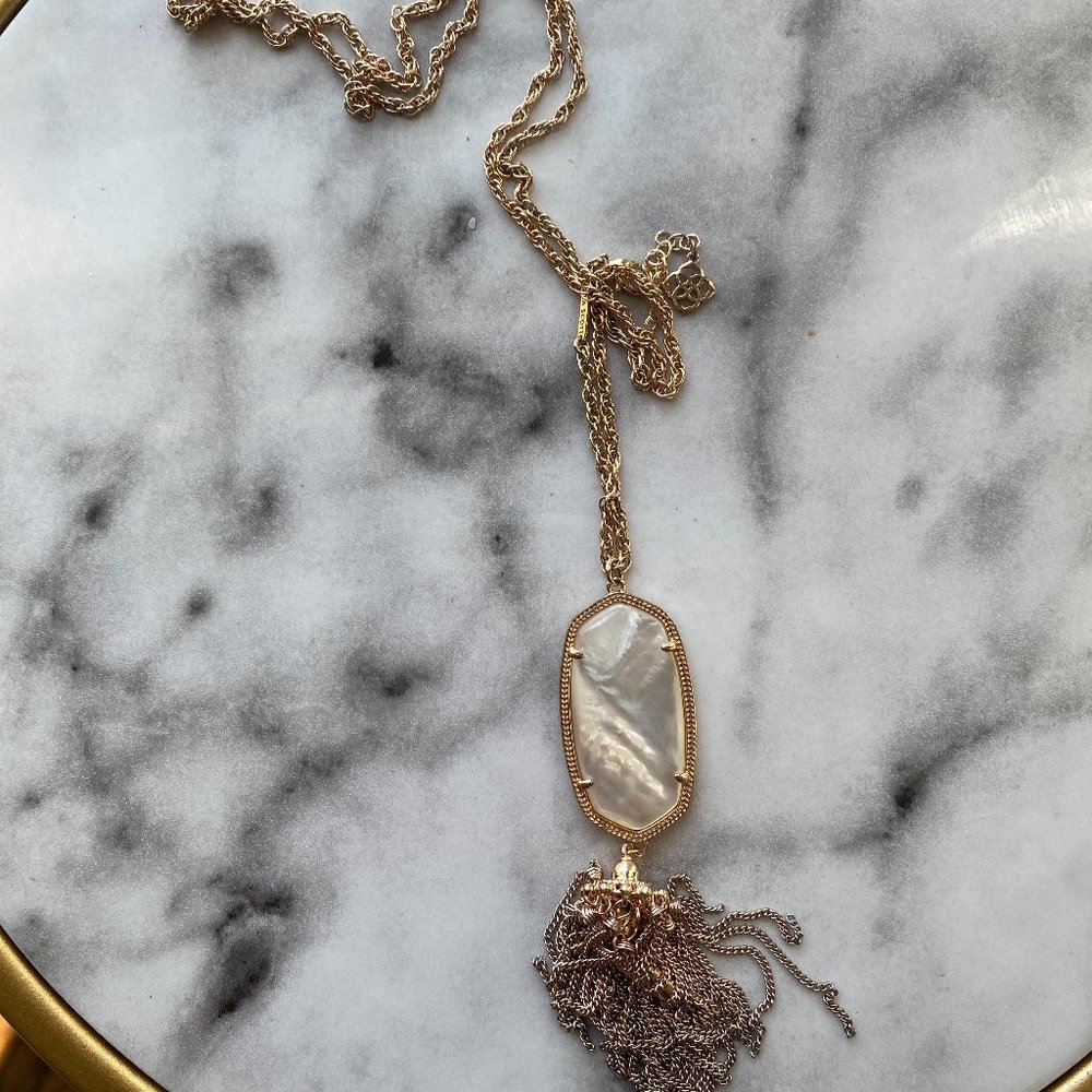 Kendra Scott Rose gold with mother of Pearl Rayne